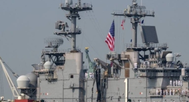 Pentagon, Orta Doğu'ya ilave savaş uçakları ve gemiler gönderiyor