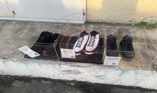 Ticaret Bakanlığı’ndan satılık Michael Jordan imzalı ayakkabı