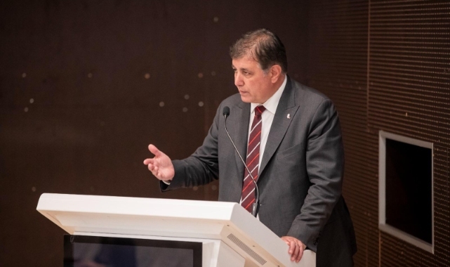 Tugay: “İzmir Kentsel Gıda Stratejisi Belgesi'yle bu sürecin parçası olacağız”