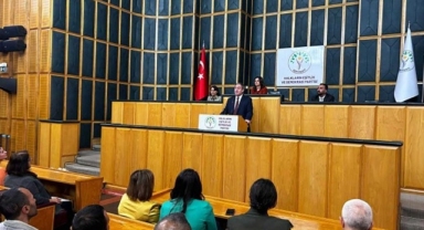 Tuncer Bakırhan'dan Bakan Tunç'a yanıt: Artık kayyım dönemi kapandı