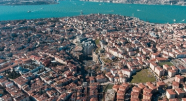 Üsküdar'da devir teslim telaşı: 5 günde 171 ruhsat dağıtıldı, müdürler kayıp