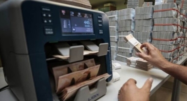 25 yıldır peşindeydi: Batık bankadan parasını faiziyle alacak