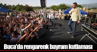 Buca'da rengarenk bayram kutlaması