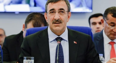 Cevdet Yılmaz: Bütçe açığının yüzde 5'in altına düşmesi mümkün
