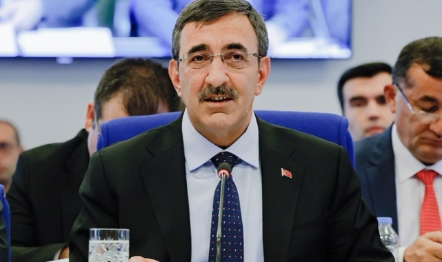 Cevdet Yılmaz: Bütçe açığının yüzde 5'in altına düşmesi mümkün