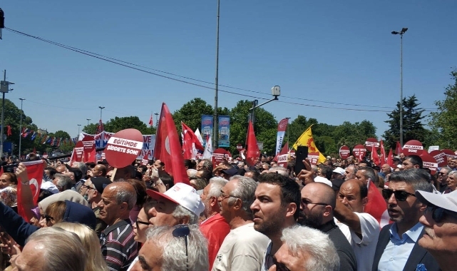 CHP'den Büyük Eğitim Mitingi: "Aydınlık yarınları birlikte kuracağız"