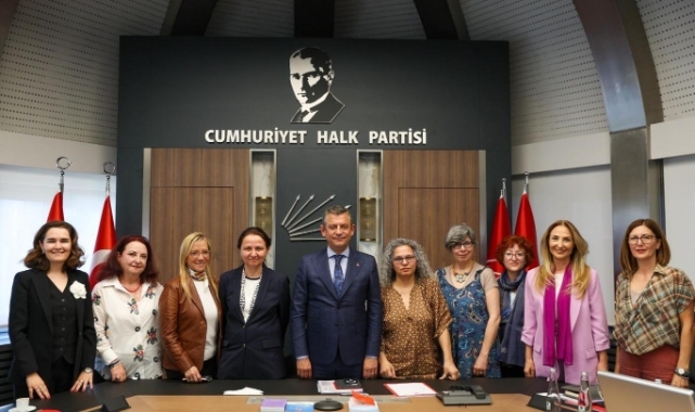CHP Genel Başkanı Özel: İstanbul Sözleşmesi'ni hukuksuzca feshedenlerle yeni bir anayasa konuşmak zaman kaybı olur
