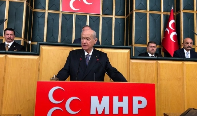Devlet Bahçeli sokak hayvanlarını hedef gösterdi