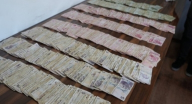 Düzce'de dilencinin üzerinden 10 bin TL çıktı!