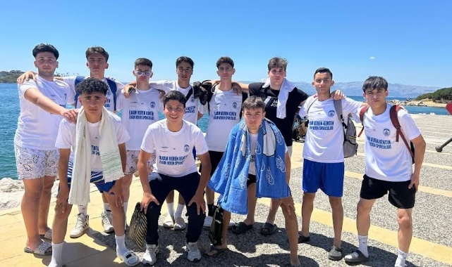 Efes Selçuklu sporcular Çeşme’de yapılan Yarımada spor oyunlarına katıldı