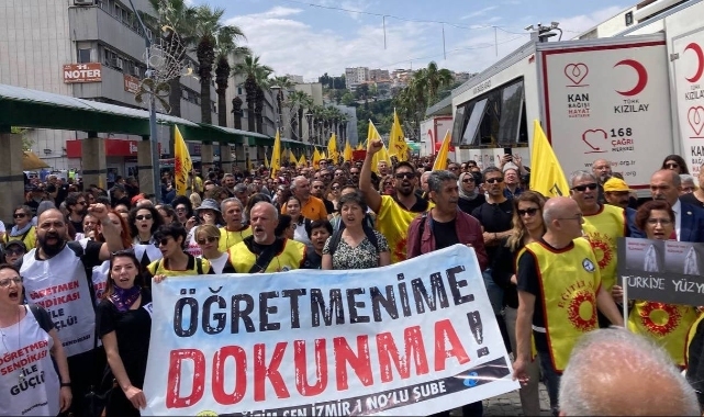 Eğitimciler dersi meydanda verdi