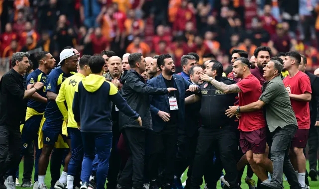 Galatasaray-Fenerbahçe derbisi: 4 taraftar gözaltına alındı, 35 kişi hakkında adli işlem yapıldı