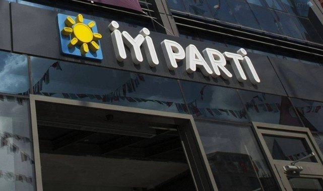 İYİ Parti'de deprem! Bir milletvekili istifa etti