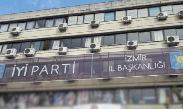 İYİ Parti’de istifalar devam ediyor: Yeni yönetimin farklı anlayışa sahip olamayacağını gördüm