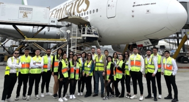 İzmir Ekonomili gençler Emirates’in konuğu oldu