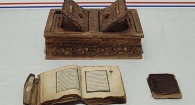 Jandarma durdurdu üzerinden 700 yıllık Kur’an-ı Kerim çıktı