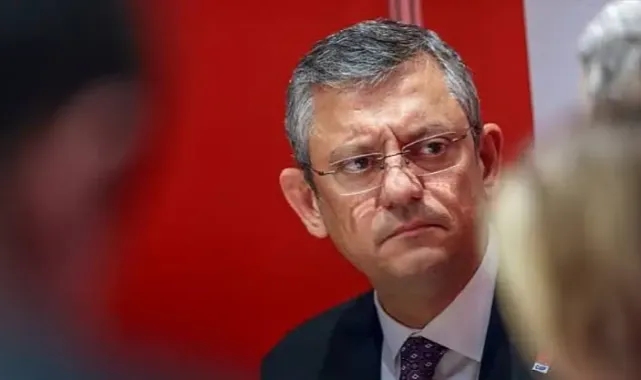 Özgür Özel'den Şaşırtan Arapça Tabela Açıklaması!