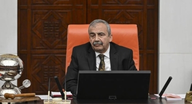 Sırrı Süreyya Önder: Bu AK Parti’nin ilerideki yargılanmasının ön iddianamesidir