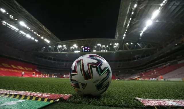 UEFA'dan EURO 2024 için yeni kural: 'Sadece takım kaptanları hakemle konuşacak'
