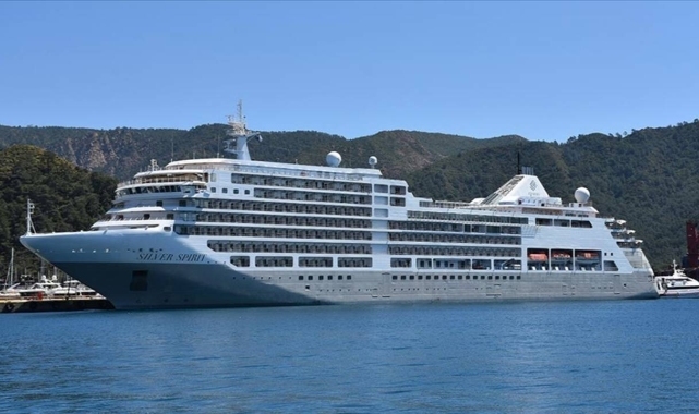 Vasco Da Gama kruvaziyeri 1040 yolcusuyla Marmaris'e geldi
