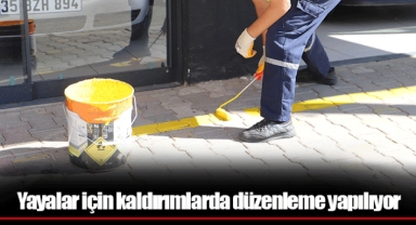 Yayalar için kaldırımlarda düzenleme yapılıyor