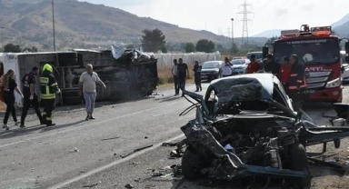 Akkuyu Nükleer Güç Santrali işçilerini taşıyan araç kaza yaptı: 2 ölü, 35 yaralı