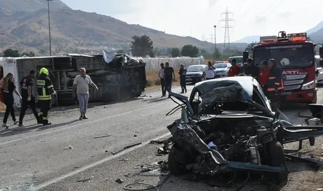 Akkuyu Nükleer Güç Santrali işçilerini taşıyan araç kaza yaptı: 2 ölü, 35 yaralı