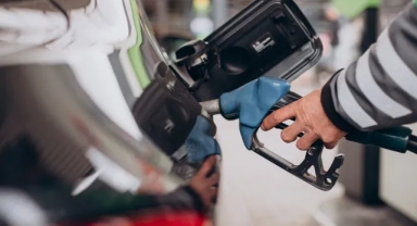 Benzine ve motorine zam bekleniyor