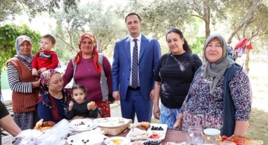 Bornova Belediyesi’nden çiftçiye gübre desteği