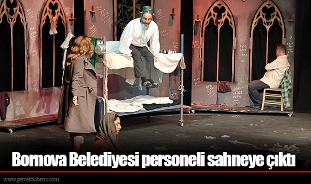 Bornova Belediyesi personeli sahneye çıktı