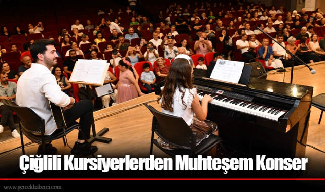 Çiğlili Kursiyerlerden Muhteşem Konser