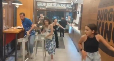 Diyarbakır'da tekbirlerle Burger King'e baskın