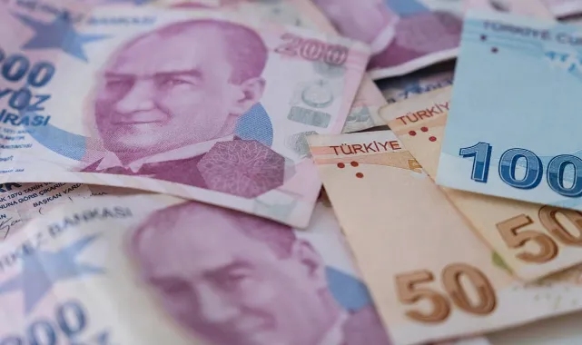 Erime sürüyor: KKM'den çıkışlar hızlandı
