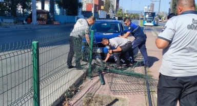 İzmir Büyükşehir Belediyesi zabıta ekiplerinden bayram denetimi