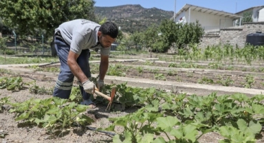 Karşıyaka’da tohumlar toprakla buluştu