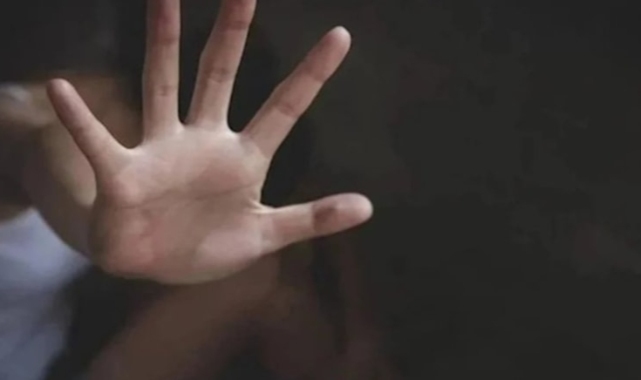 Kız meslek lisede skandal! 26 yıllık memur açığa alındı