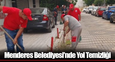 Menderes Belediyesi’nde Yol Temizliği