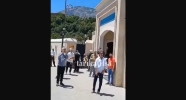 Menzil tarikatı karıştı: İki grup birbirine girdi