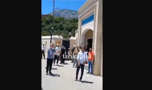 Menzil tarikatı karıştı: İki grup birbirine girdi