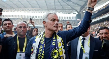 Mourinho'nun Fenerbahçe'nin başında çıkacağı ilk maç belli oldu