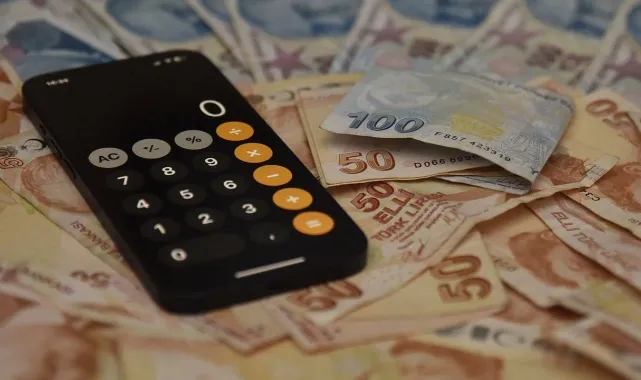 Özel sektör ikiye bölündü: Her üç şirketten biri ara zam yapmayı düşünüyor