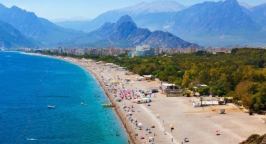 Tur operatörü iflas etti, turizm sektörü alarma geçti
