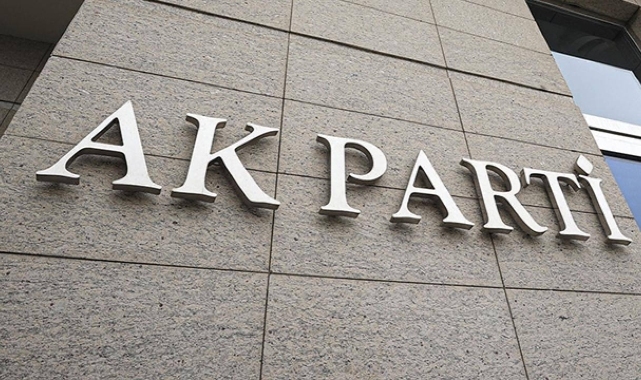 AK Parti’den erken seçim ve sokak hayvanları tasarısı açıklaması