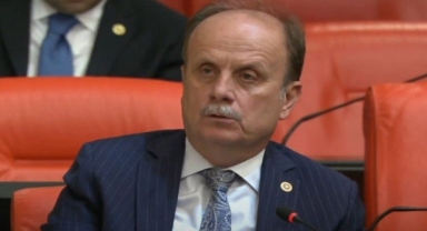 AKP'li Baykan geç saatte kendisini arayan kadına 'Sizin gibiler uyutulmalı' dedi