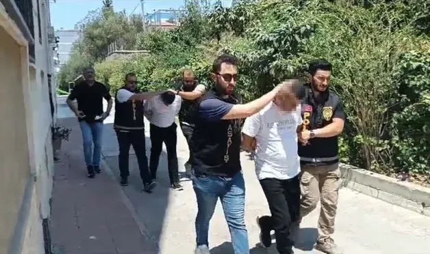 Antep'te kan davasından kaçan çift İzmir'de öldürüldü