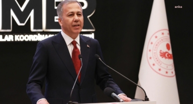 Bakan Ali Yerlikaya: Mersin'de PKK elebaşı lehine slogan atan 11 şüpheliden 9'u yakalandı
