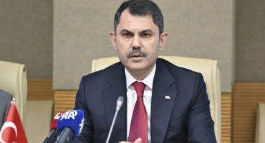 Bakanlıkta devir teslim töreni: Murat Kurum, görevi Mehmet Özhaseki'den devraldı