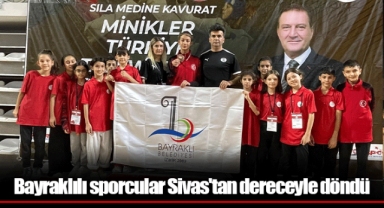 Bayraklılı sporcular Sivas'tan dereceyle döndü