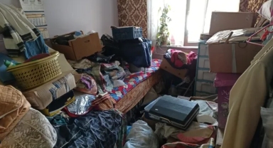 Belediye Ekipleri Harekete Geçti: Evden 4 Kamyon Çöp Çıktı