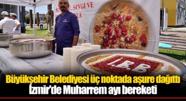 Büyükşehir Belediyesi üç noktada aşure dağıttı